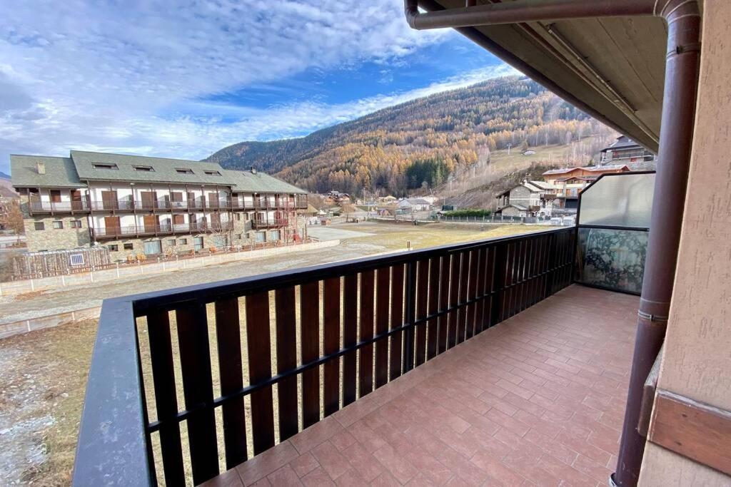 Tabla - Confort Ed Eleganza A 100 Mt Dagli Impianti Aprica Luaran gambar