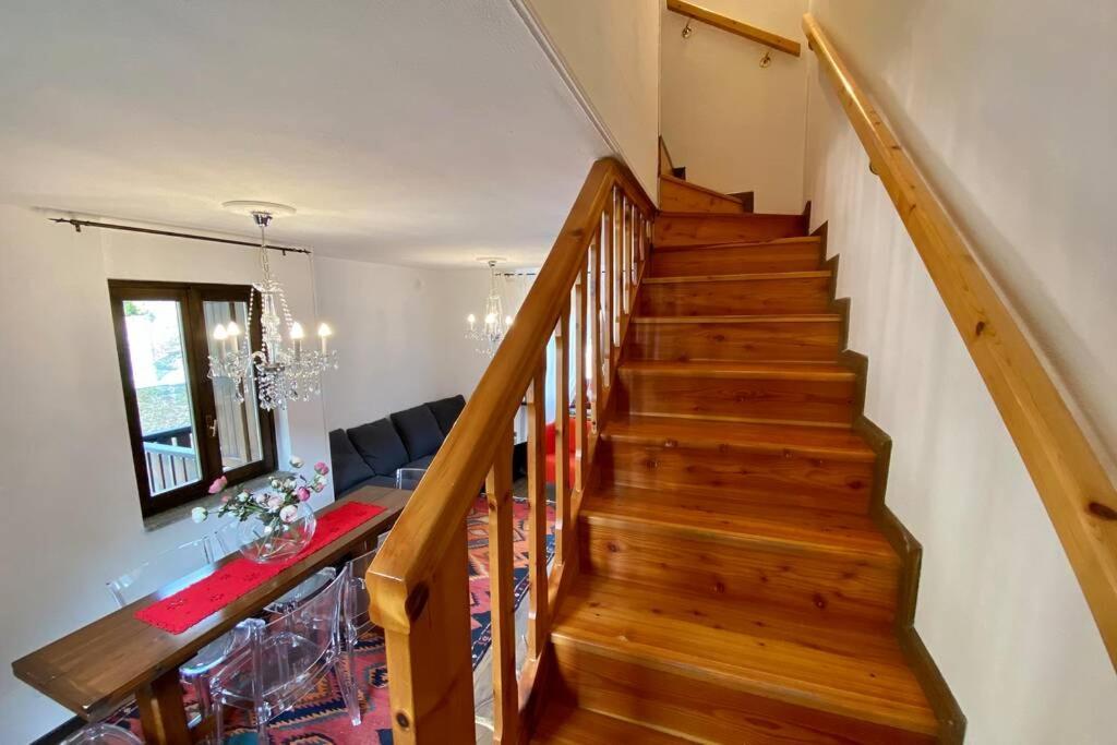 Tabla - Confort Ed Eleganza A 100 Mt Dagli Impianti Aprica Luaran gambar